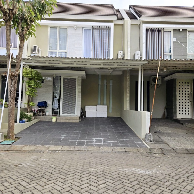 DIJUAL CEPAT RUMAH SIAP HUNI GREENLAKE CITRALAND SURABAYA BARAT