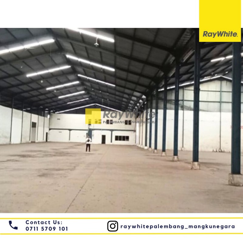 Gudang di KM.12 Palembang 