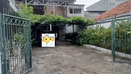 Rumah Termurah Sangat Dekat Akses Jalan Raya Besar di Menteng Dalam