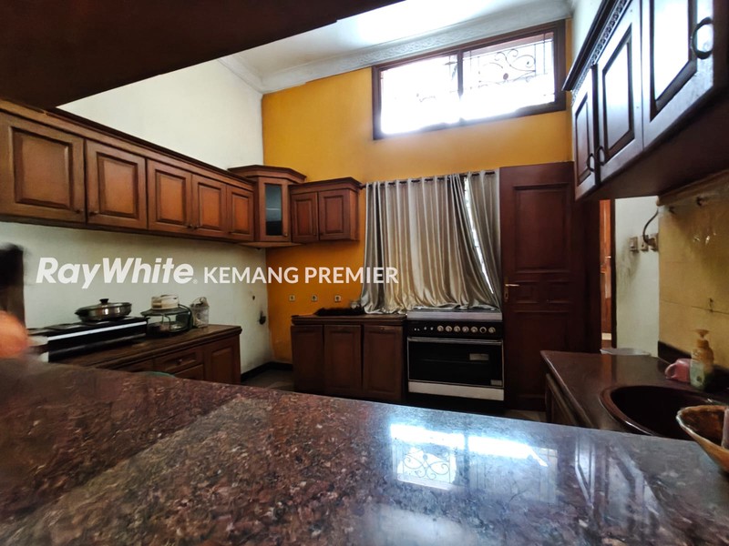 Rumah tenang dan nyaman di daerah Jagakarsa akses dekat Pintu Tol Depok Antasari 