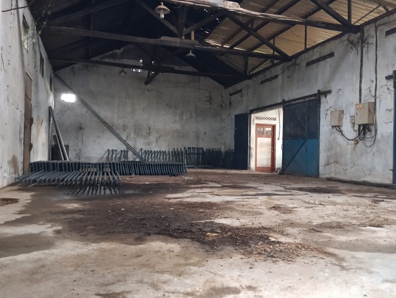 Gudang Super Strategis Disewakan, Akses Langsung Jalan Provinsi, Cocok untuk Distribusi Frozen Food, Ngadirejo, Temanggung