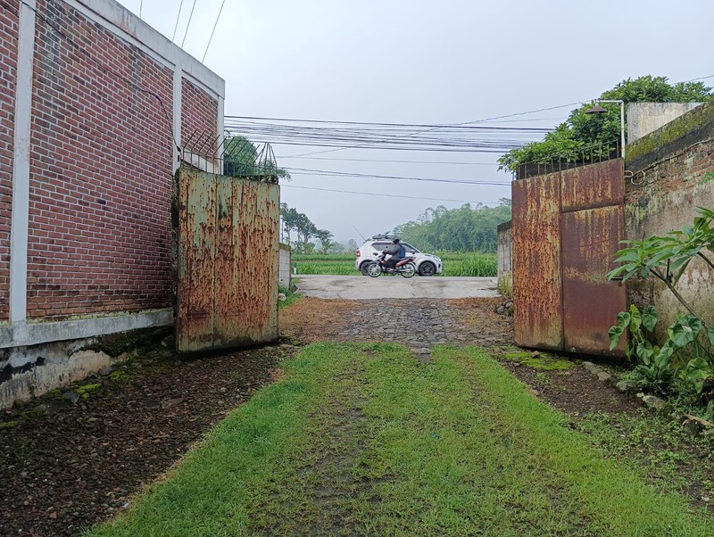 Gudang Super Strategis Disewakan, Akses Langsung Jalan Provinsi, Cocok untuk Distribusi Frozen Food, Ngadirejo, Temanggung