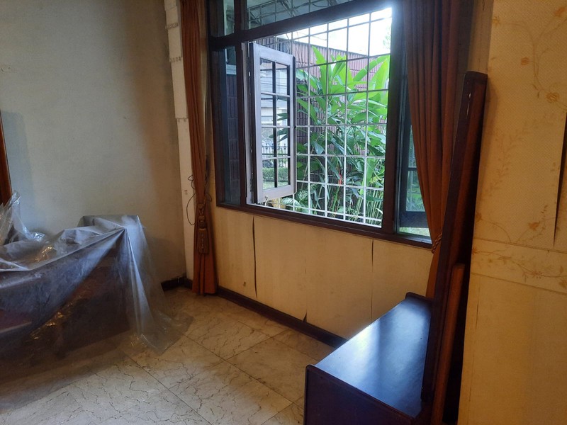 Rumah di Kawasan Menteng - Jakarta Pusat dengan Lingkungan yang Tenang dan Nyaman