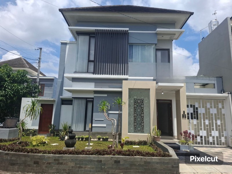 Dijual Rumah 2 Lantai Mewah Semi Furnish di Dalam Perum, Sendangadi, Mlati, Sleman Lokasi Super Strategis.