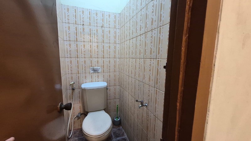 Disewakan Paviliun Strategis di Jl. Tebet Timur Dalam - Cocok untuk Kantor, Akses Mudah & Lingkungan Nyaman