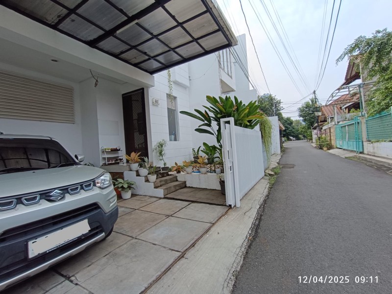 Rumah Nyaman dan Fungsional View Eco Park di Tebet Jakarta Selatan