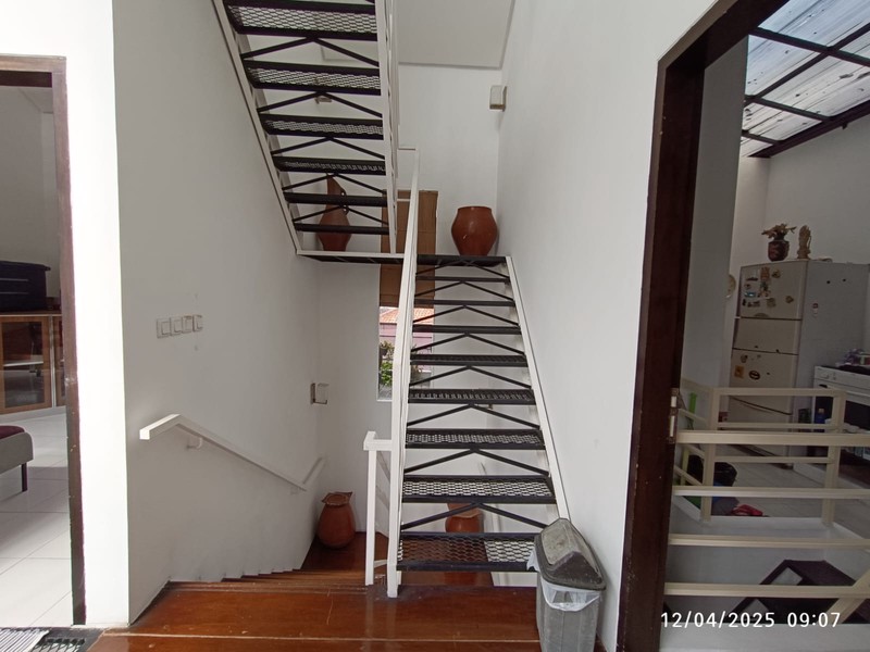 Rumah Nyaman dan Fungsional View Eco Park di Tebet Jakarta Selatan