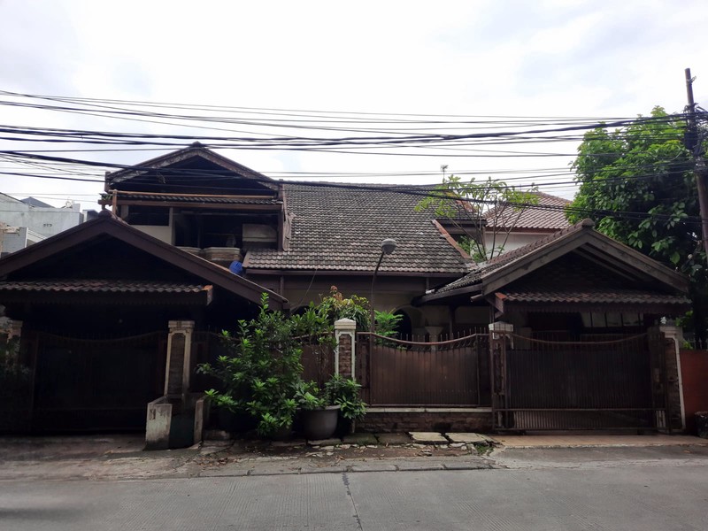 Dijual Rumah Tinggal Pinggir Jalan Besar Lokasi Strategis Di Rawamangun, Jakarta Timur