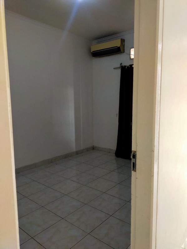 Dijual Rumah Nyaman di Regency Melati Mas - Dekat Alam Sutera & BSD