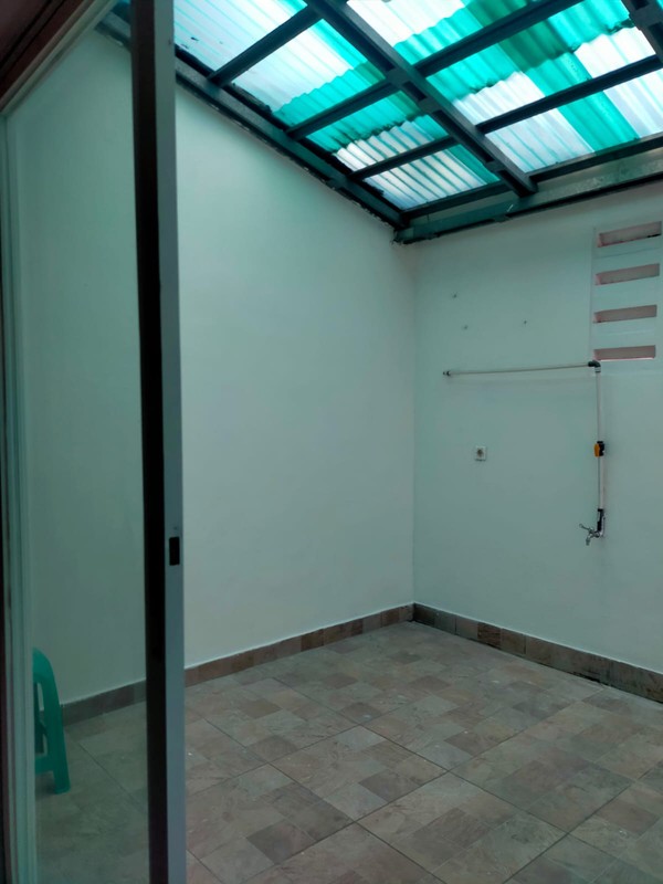 Dijual Rumah Nyaman di Regency Melati Mas - Dekat Alam Sutera & BSD