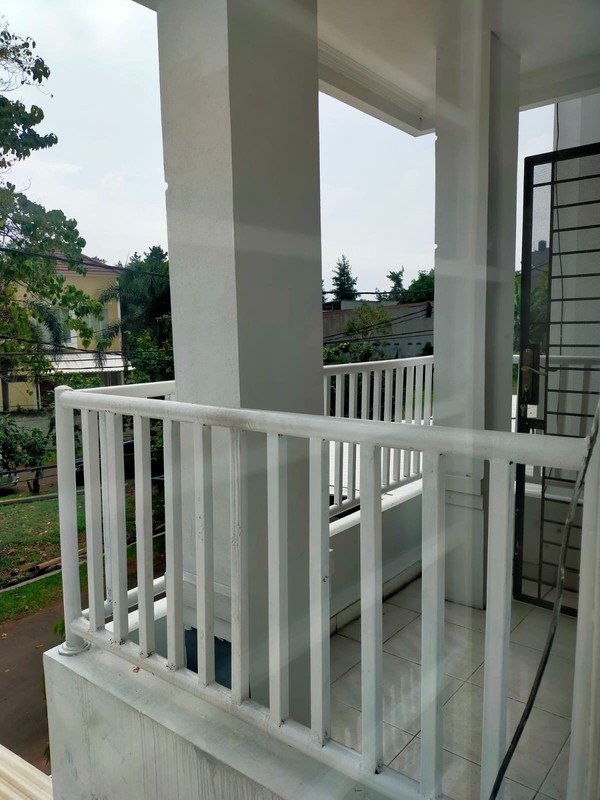 Dijual Rumah Nyaman di Regency Melati Mas - Dekat Alam Sutera & BSD