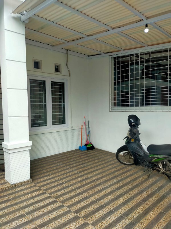 Dijual Rumah Nyaman di Regency Melati Mas - Dekat Alam Sutera & BSD