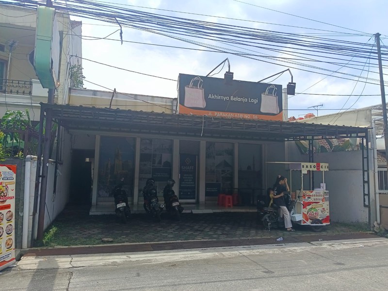Rumah siap huni cocok untuk usaha di Parakan Asri lokasi dekat batununggal jarang ada