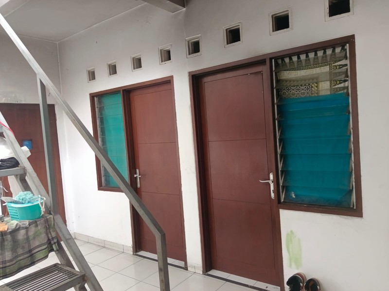 Rumah siap huni cocok untuk usaha di Parakan Asri lokasi dekat batununggal jarang ada