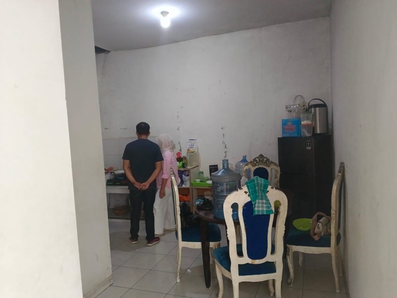 Rumah siap huni cocok untuk usaha di Parakan Asri lokasi dekat batununggal jarang ada