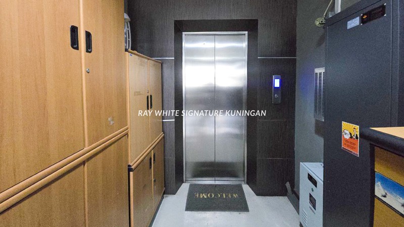 Ruko 4 Lantai Strategis Dekat Bendungan Hilir raya - Cocok untuk Kantor & Usaha