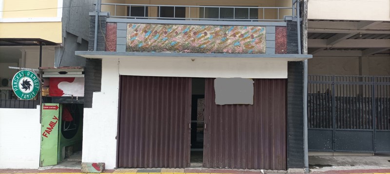 Ruko 2 Lantai Siap Huni Di Lokasi Komersial Ramai Usaha di Tebet Utara, dekat Jl. Abdullah Syafei