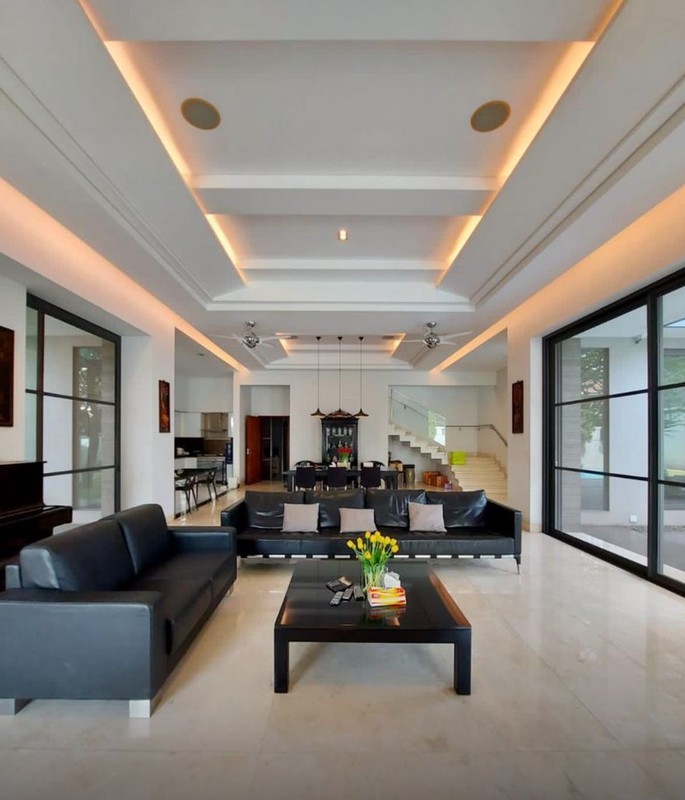 Rumah Minimalis Hook Modern Di Daerah Kebayoran Baru