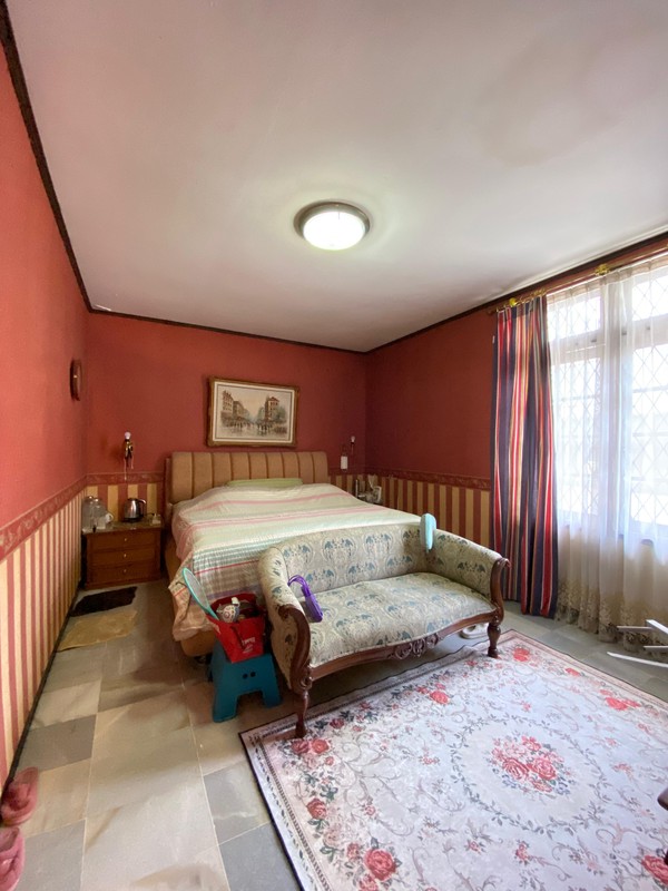 Hunian 2 Lantai dalam Komplek Strategis di Lebak Bulus