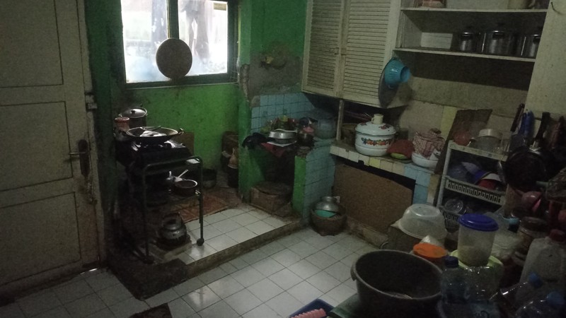 Dijual Cepat Rumah di Hitung Tanah Saja Harga Termurah dan Lokasi Super Strategis Dengan Akses Jalan 2 Mobil di Kawasan Tebet