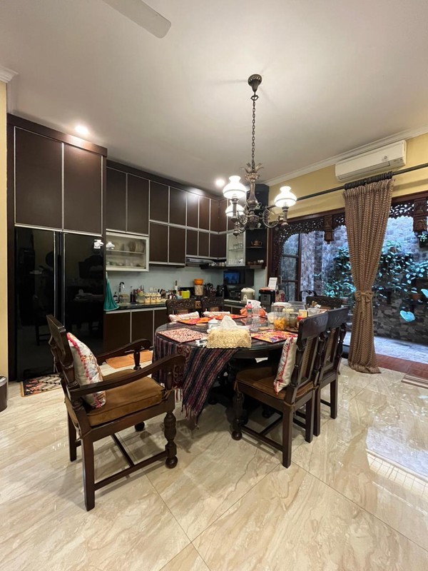 Best Price Rumah 1,5 Lantai Super Nyaman di Komplek Bukit Cinere Indah