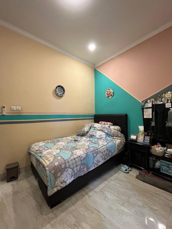 Best Price Rumah 1,5 Lantai Super Nyaman di Komplek Bukit Cinere Indah
