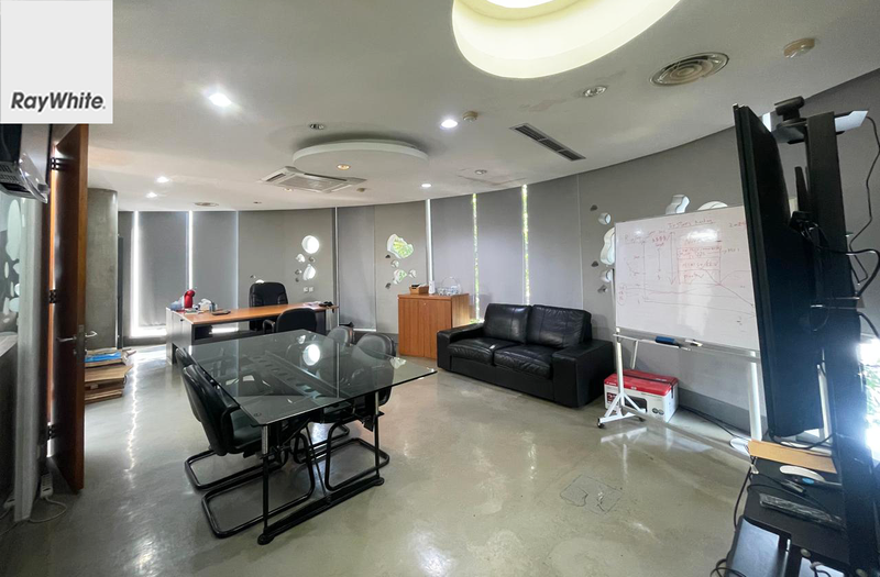 Murah Ruang Usaha Area Kemang Dibawah NJOP 2 Lantai + Basement Jakarta Selatan 