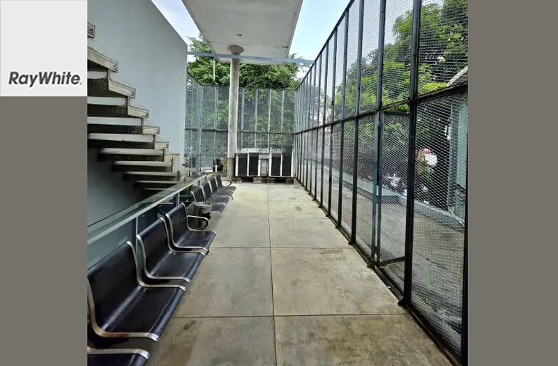 Murah Ruang Usaha Area Kemang Dibawah NJOP 2 Lantai + Basement Jakarta Selatan 