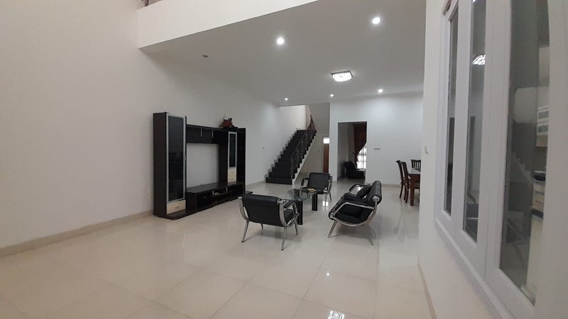 Rumah 2 Lantai di Taman Duren Sawit Jaktim