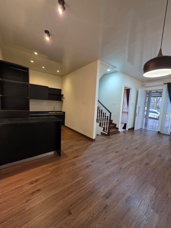 Rumah Cantik 2 lantai  di CBD Frasser Park Citra Gran