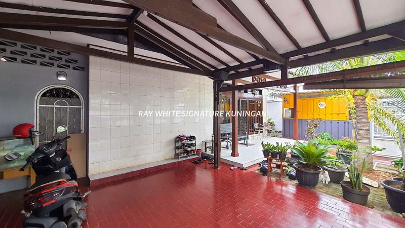 Dijual Rumah 1,5 Lantai Siap Huni di Komp Curug Indah