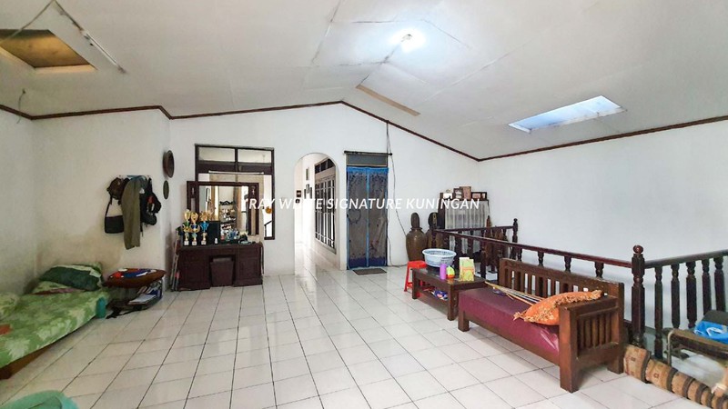 Dijual Rumah 1,5 Lantai Siap Huni di Komp Curug Indah