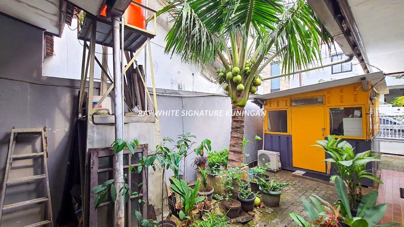 Dijual Rumah 1,5 Lantai Siap Huni di Komp Curug Indah