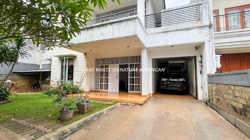Dijual Rumah di Pondok Indah Siap Huni