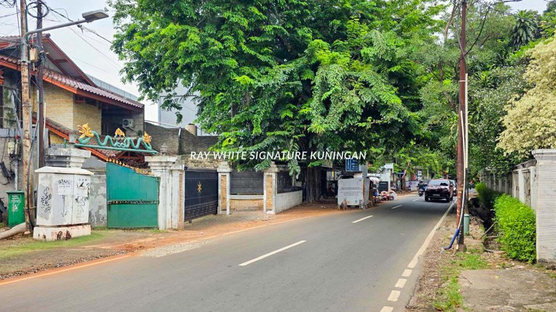 Dijual Rumah Tua di Bangka Raya Lokasi Strategis Dan Untuk Bisnis