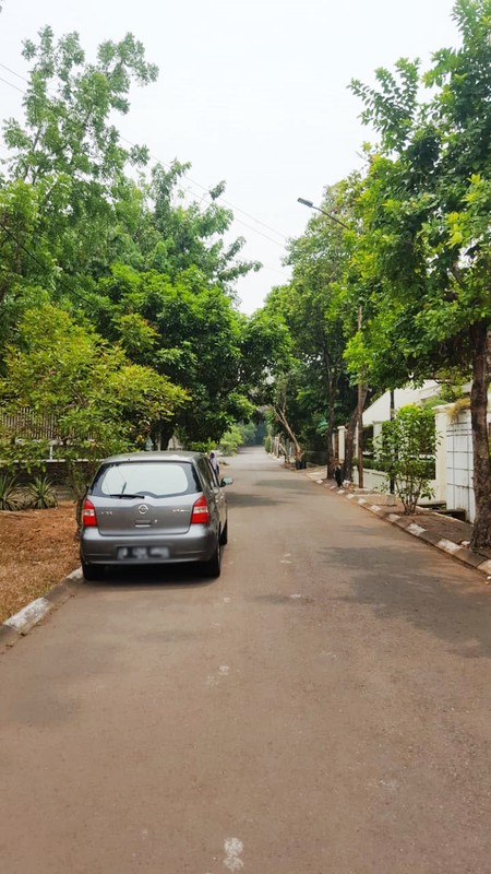 Rumah Luxury di Kawasan Bintaro Sektor 1, Jakarta Selatan