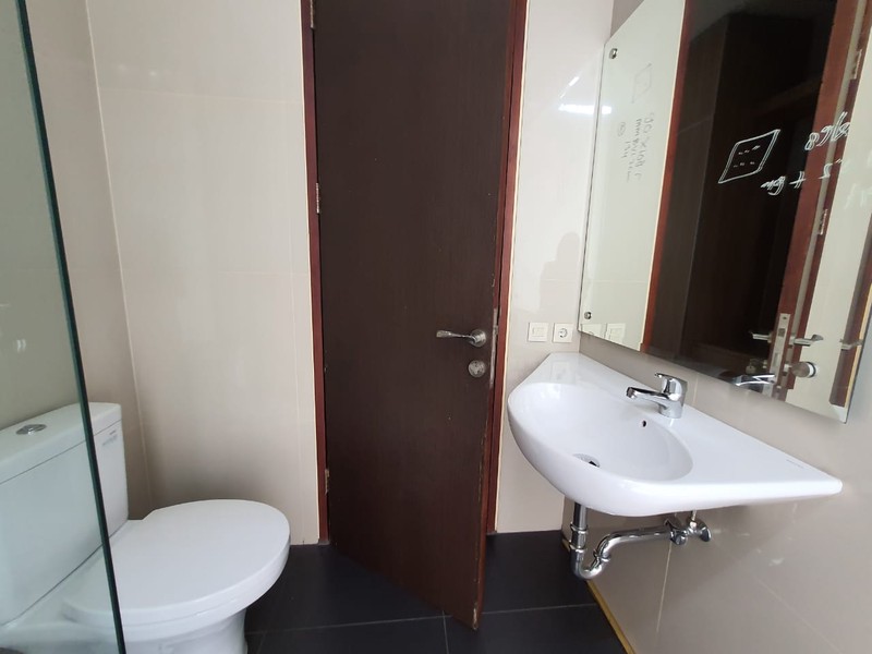 Dijual Rumah Compound di Kemang