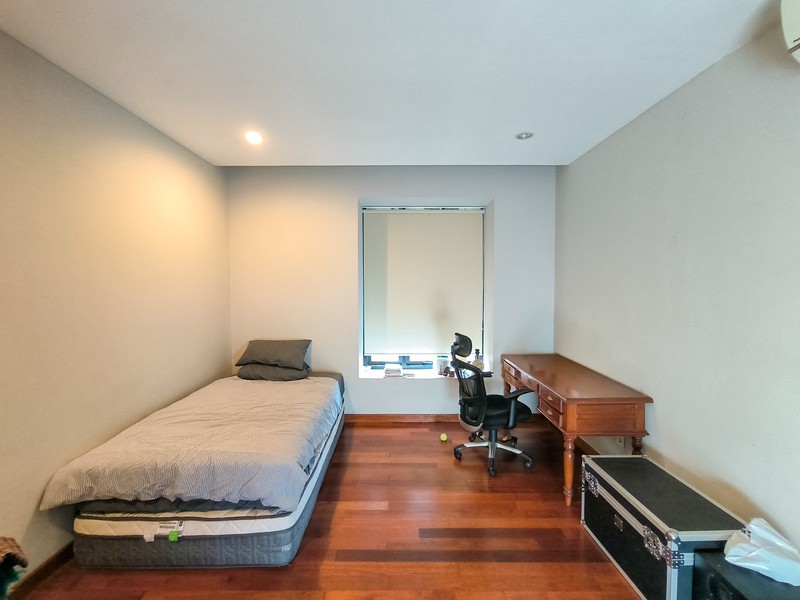 Rumah Mewah Cantik Di Jakarta Selatan Luas 325 m2 Bangunan 450 m2 SHM.