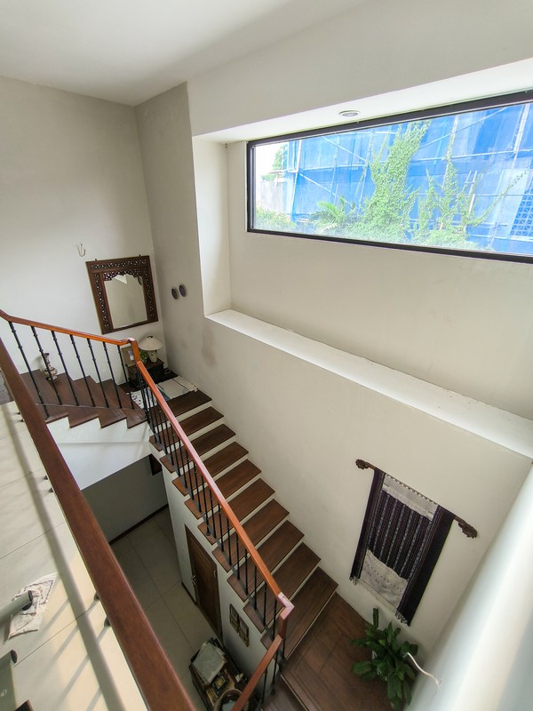 Rumah Mewah Cantik Di Jakarta Selatan Luas 325 m2 Bangunan 450 m2 SHM.