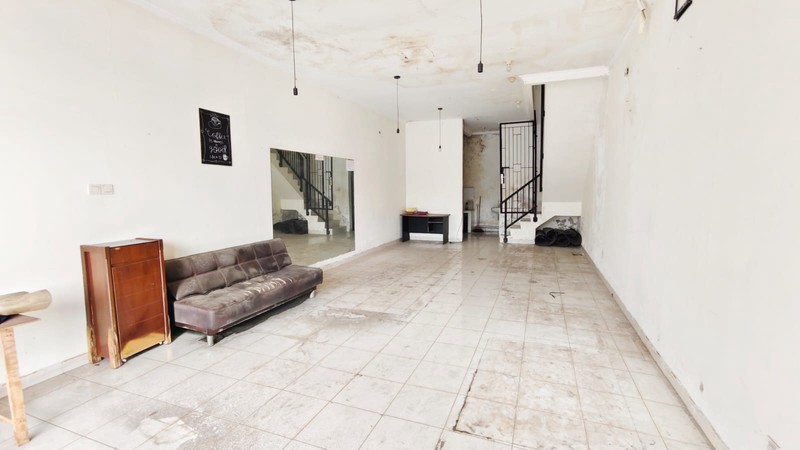 Ruko Depan 2 Lantai Jalan Utama Grand Wisata Tambun Selatan Bekasi