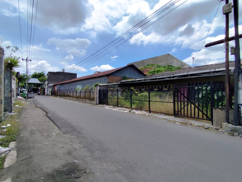 Dijual Rumah Dengan Tanah Yang Luas, 848 Meter Persegi, Berada Dekat Dengan Tugu Jogja, Bumujo, Jetis, Yogyakarta