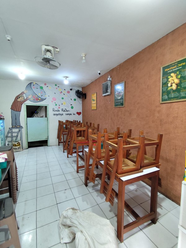 Dijual Rumah Dengan Tanah Yang Luas, 848 Meter Persegi, Berada Dekat Dengan Tugu Jogja, Bumujo, Jetis, Yogyakarta