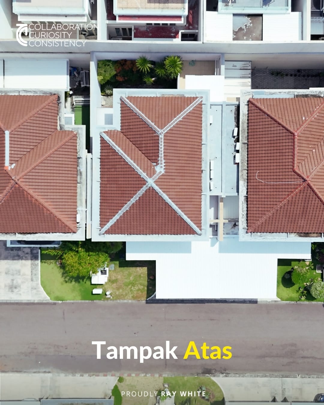 Jual Rumah 3 Lantai di Graha Family Surabaya Barat