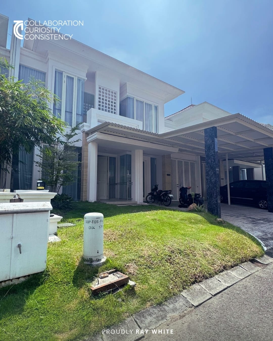 Jual Rumah 3 Lantai di Graha Family Surabaya Barat