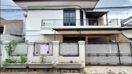 Rumah Siap Huni dengan Hunian Nyaman dan Asri di Rawamangun, Jakarta Timur