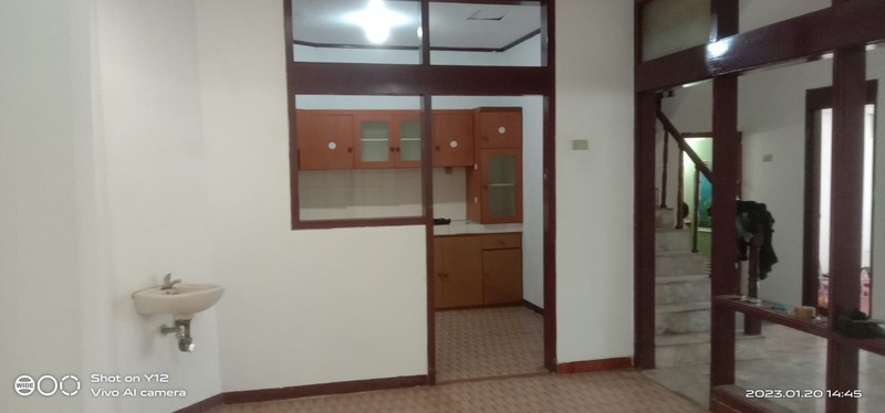 Rumah Siap Huni dengan Hunian Nyaman dan Asri di Rawamangun, Jakarta Timur