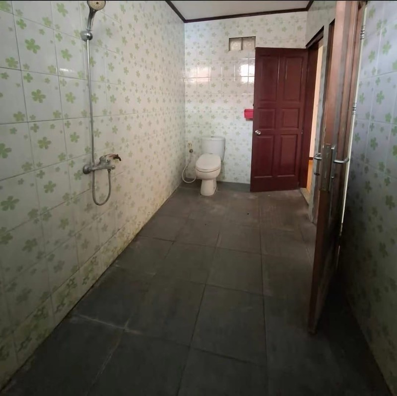 Rumah Siap Huni dengan Hunian Nyaman dan Asri di Rawamangun, Jakarta Timur