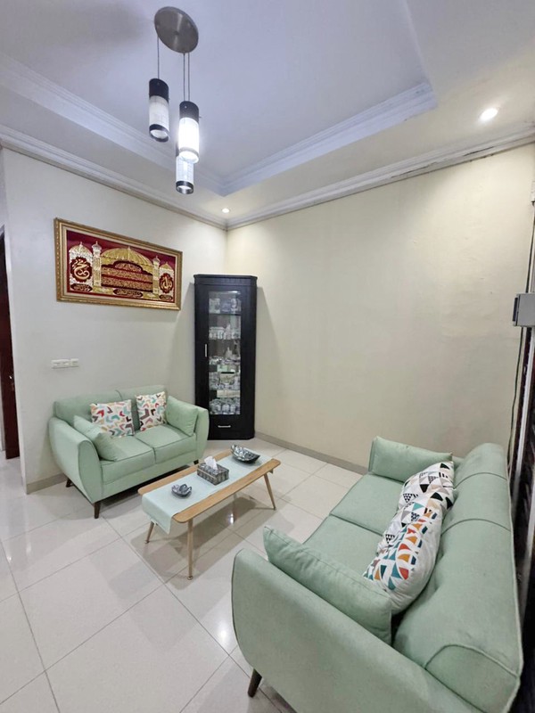 Rumah Kost siap huni 3 Lantai di Kelapa Dua selangkah ke Gading Serpong