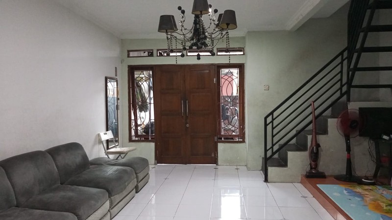 Rumah Murah 3 lantai di Pamulang Tangerang Selatan