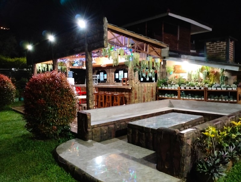 Villa Asri dengan Halaman Luas dan Lingkungan Nyaman @Lembang, Bandung